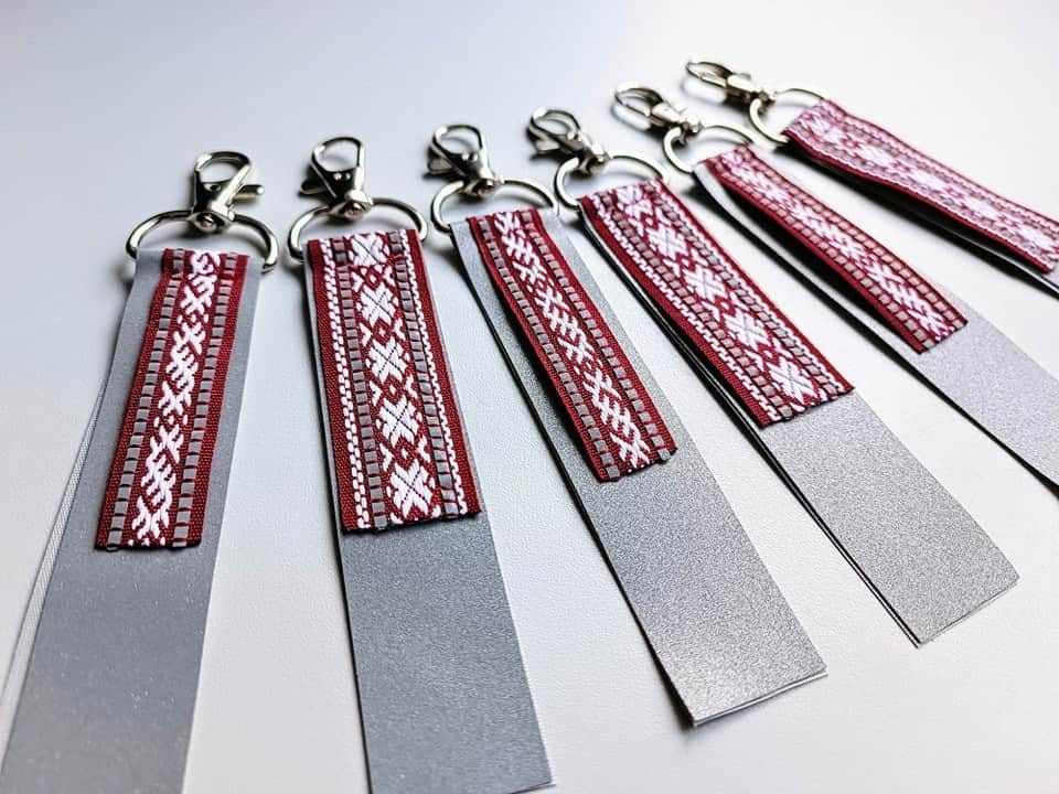 Atstarotājs ar etnogrāfisko lentu