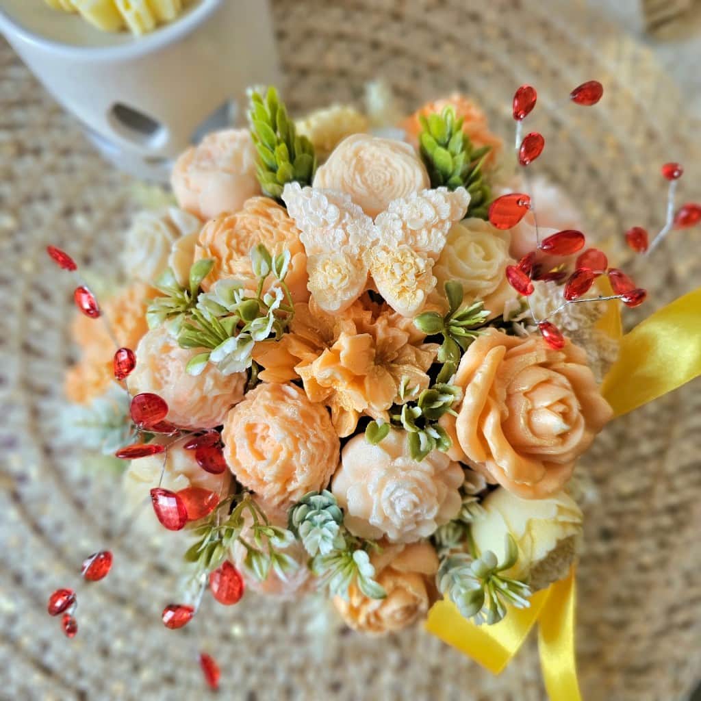 Aromātiskā kausējamā vaska ziedu kompozīcija 