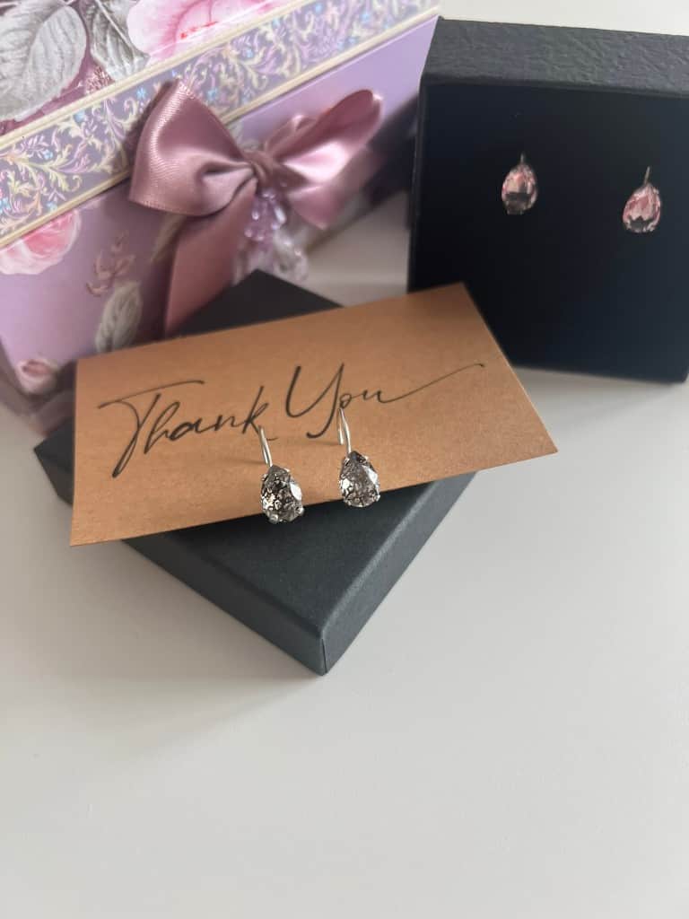 Preciosa kristālu lāsīšu auskariņi