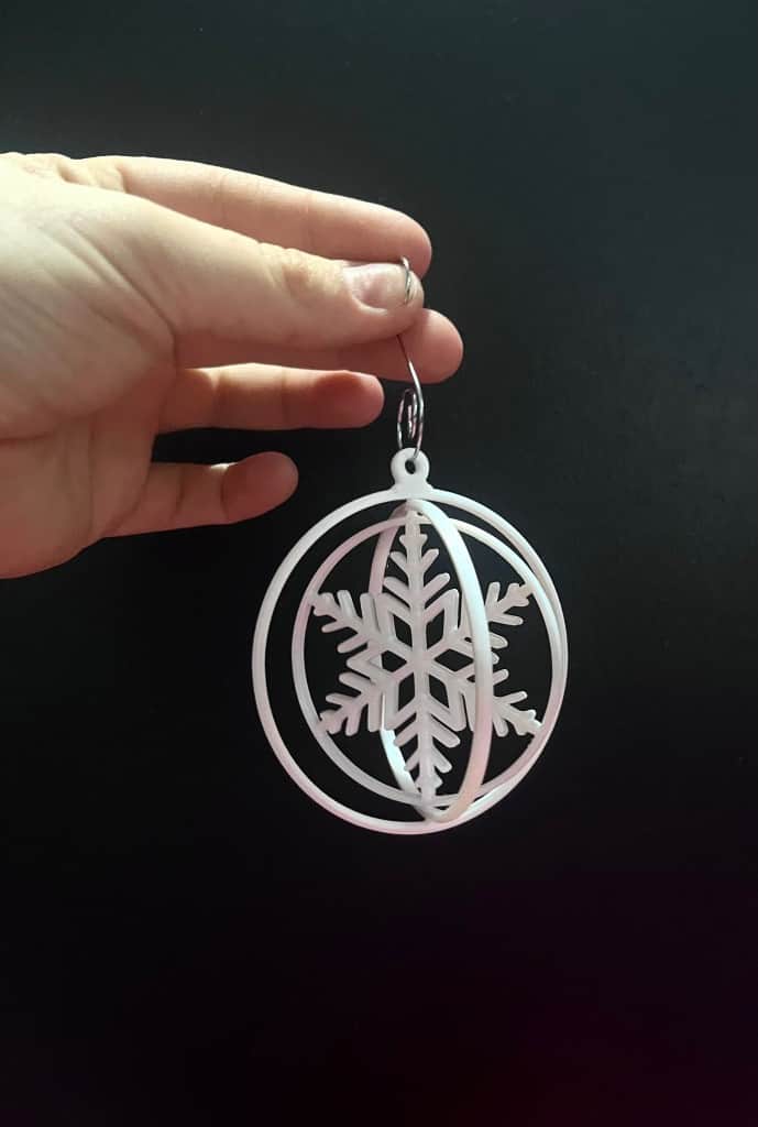Ornamenti eglītei "Sniegpārsliņa". Rotējošs vidus.