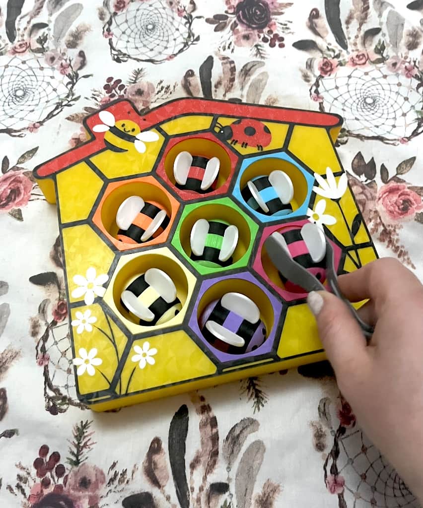 Krāsu spēle - Bišu strops