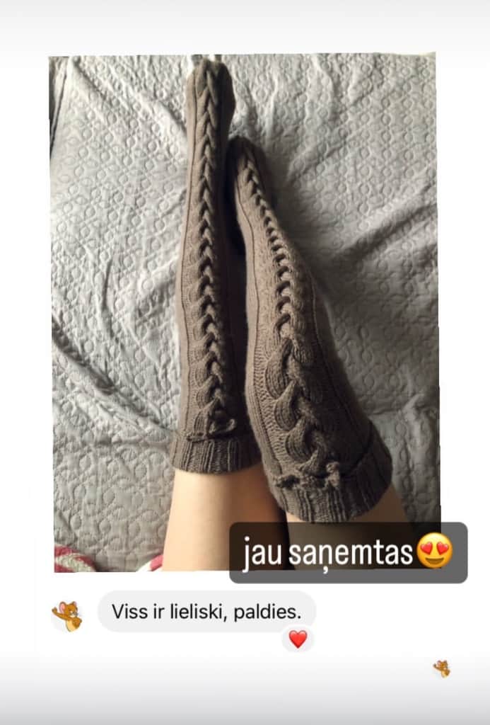 Adītas garās zeķes ar pīnīti