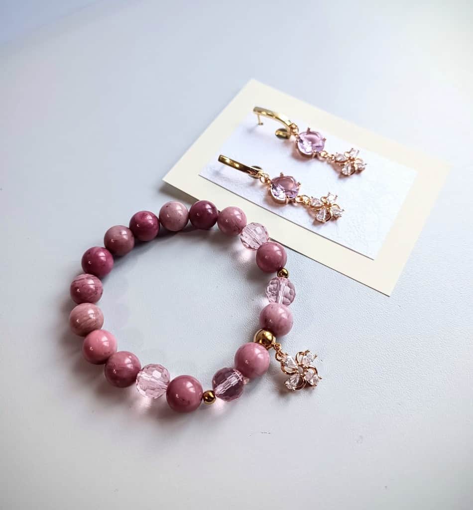 Komplekts auskari un aproce Sirsniņa uc