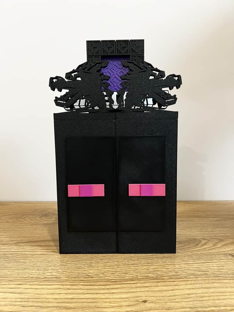 Minecraft vitrīna / Kinder Joy / Funko Pop