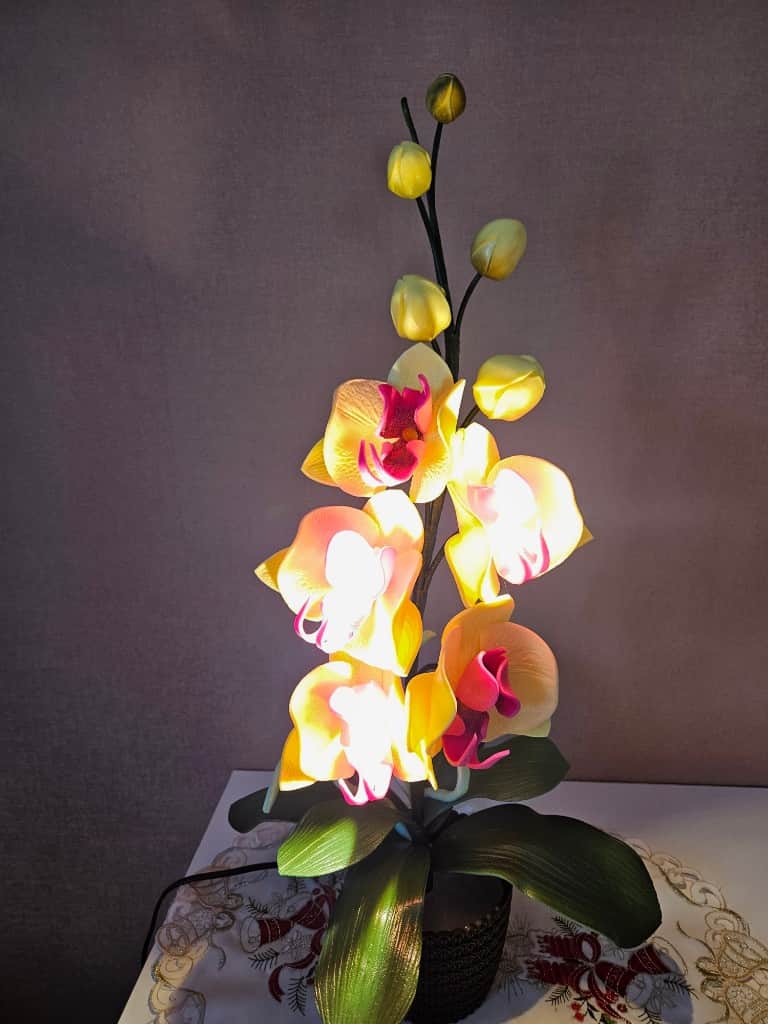 Naktslampiņa "ORHIDEJA"