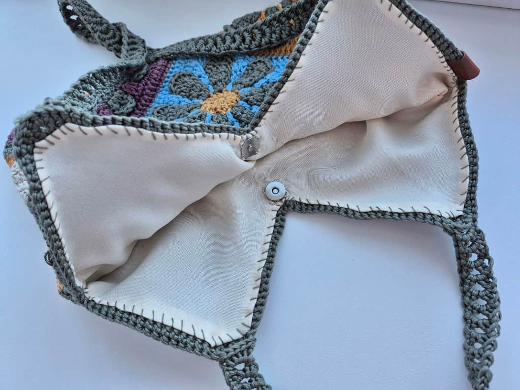 Tamborēta retro ziedu somiņa 🌸