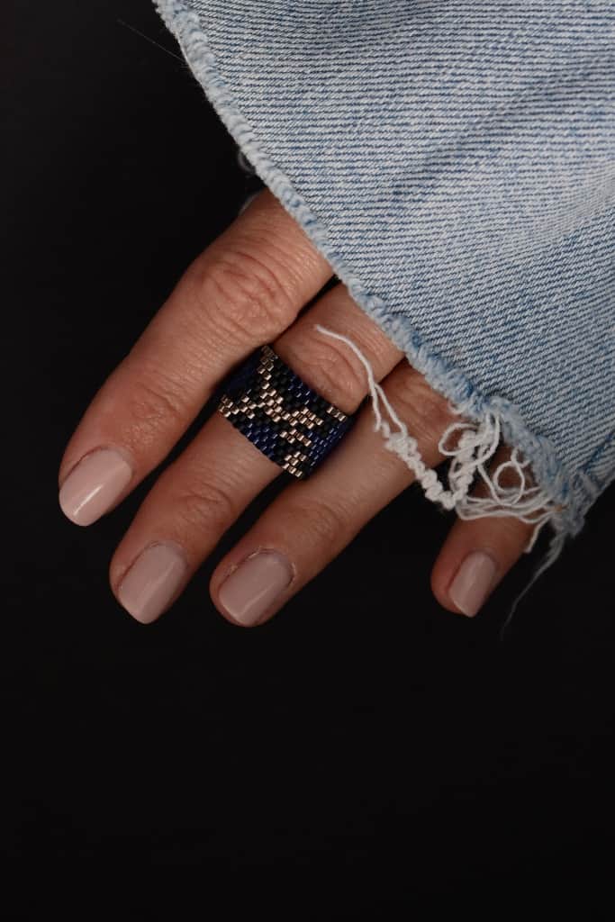 Gredzeni čūskas rakstā