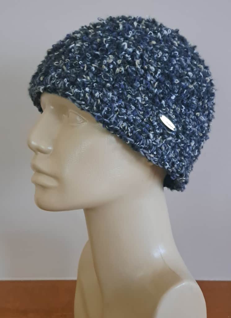 Rudens/ziemas cepure gan sievietēm, gan vīriešiem