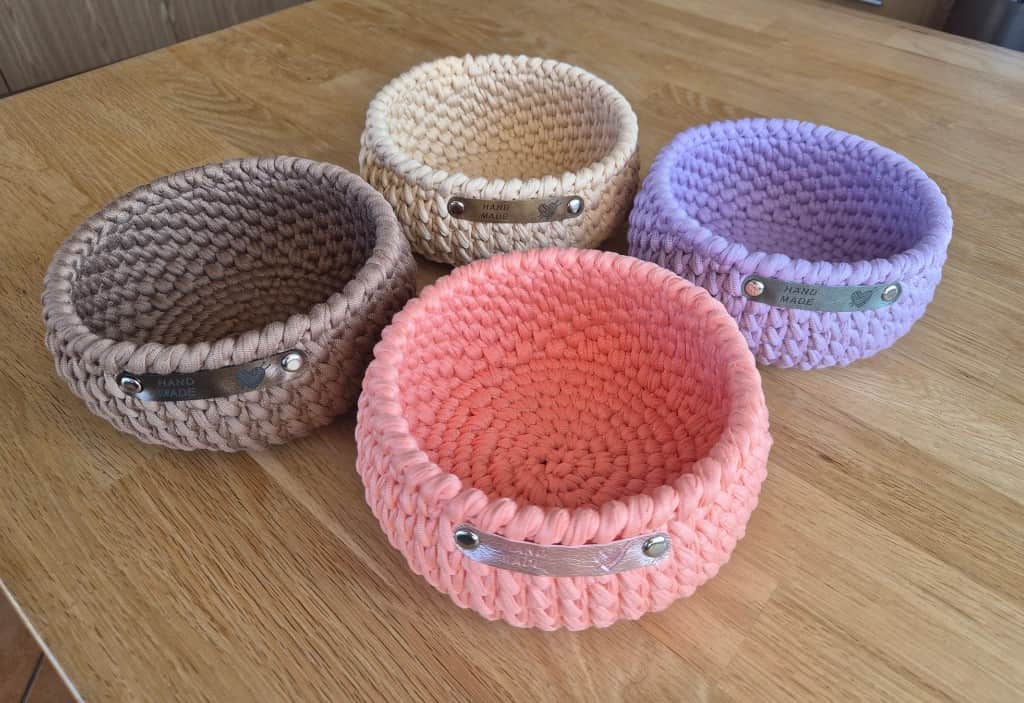 Tamborēti interjera grozi TEXTURA persiks