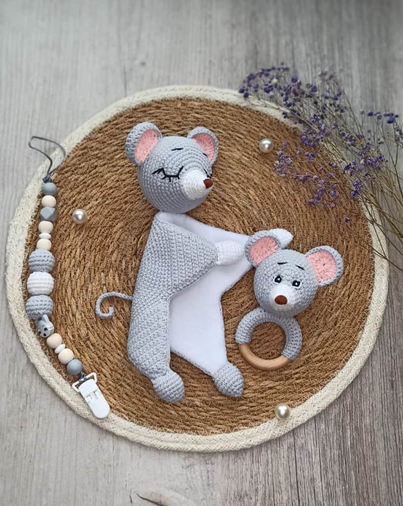 Dāvanu komplekts raudzībām.