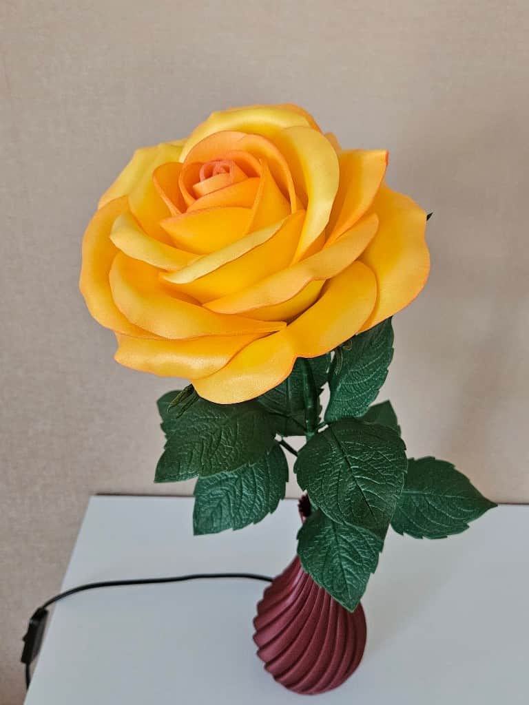 Naktslampiņa "ROZĪTE"