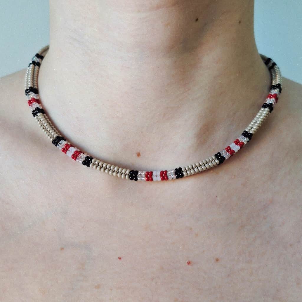 Pērlīšu kaklarota