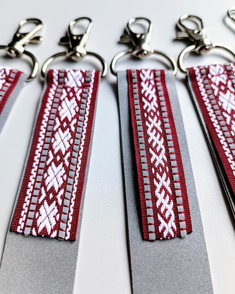 Atstarotājs ar etnogrāfisko lentu