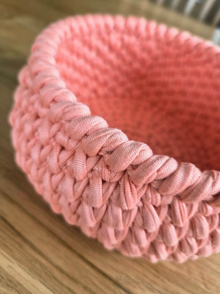 Tamborēti interjera grozi TEXTURA persiks