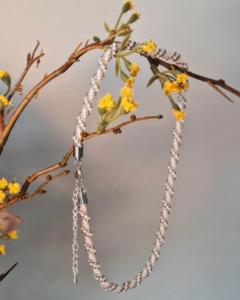 Pērlīšu kaklarota