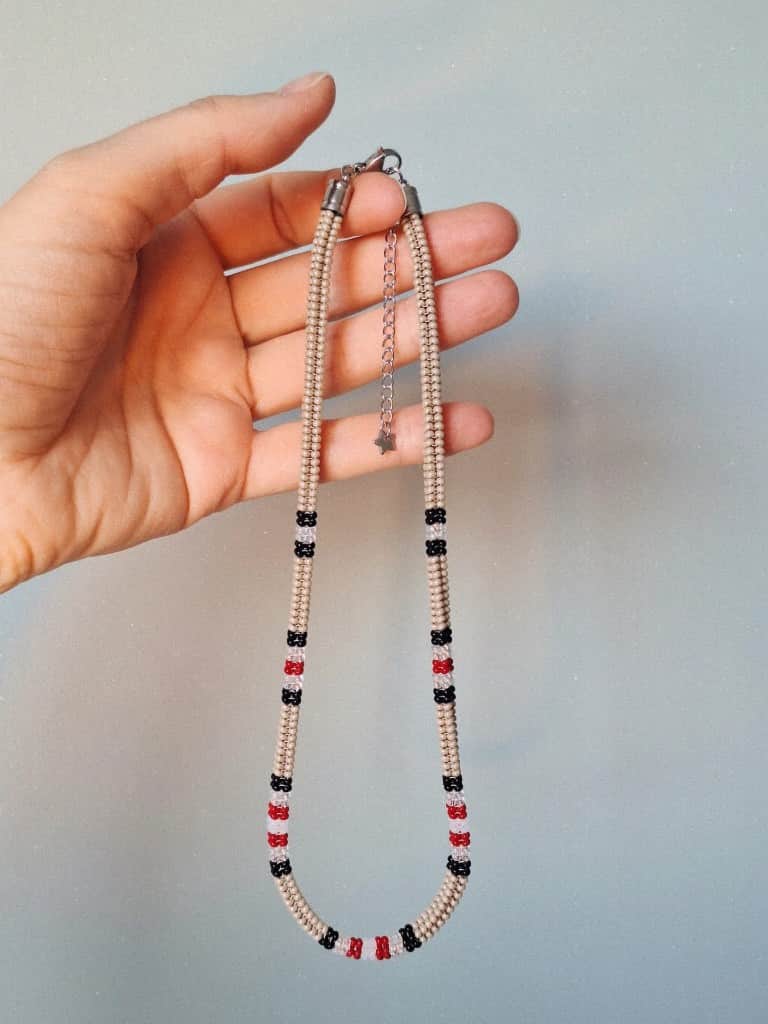 Pērlīšu kaklarota