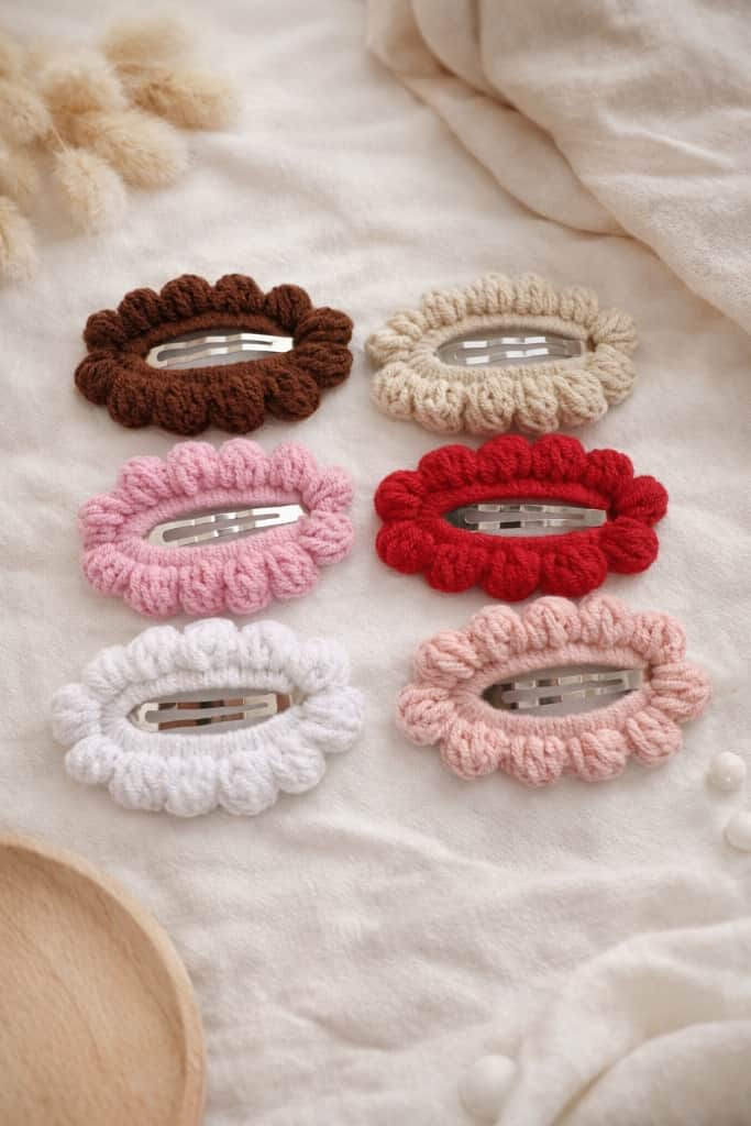 Adītas matu sprādzītes meitenēm 