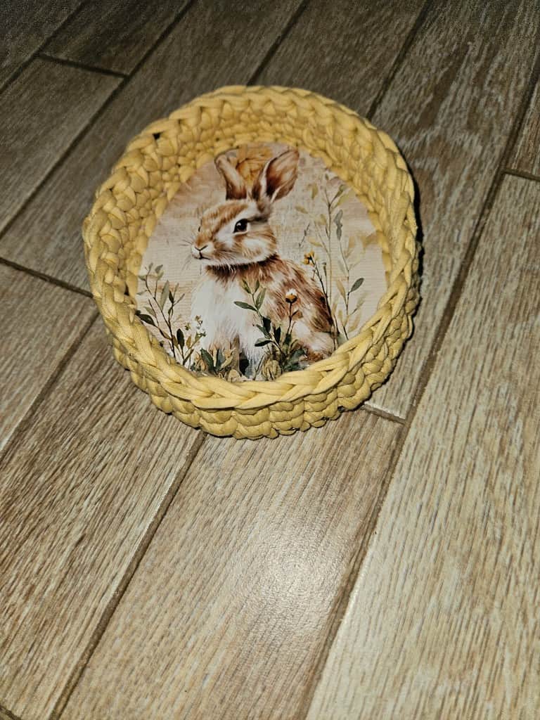 Lieldienu olu  groziņš