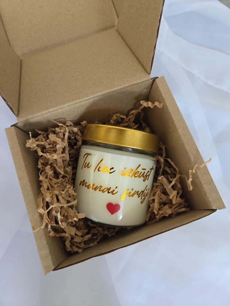 Aromātiskās burciņsveces 