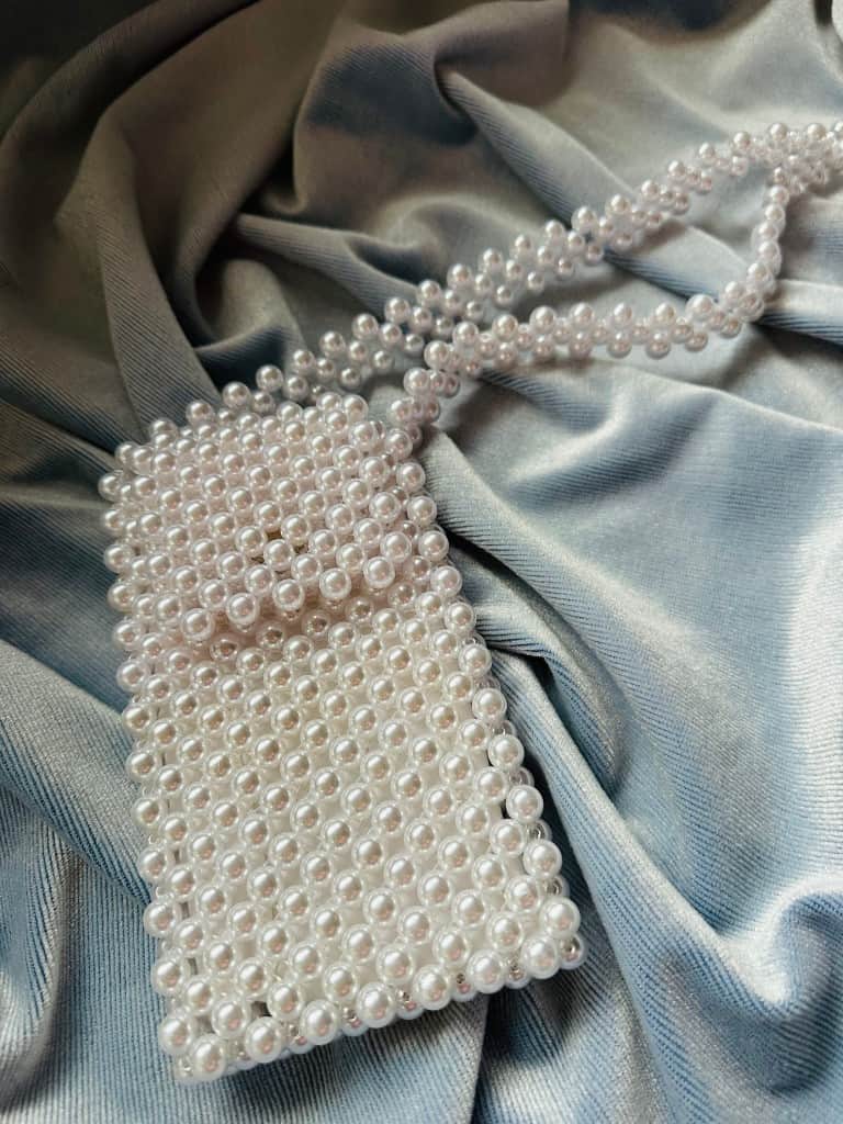 Pērlīšu mini-soma telefonam