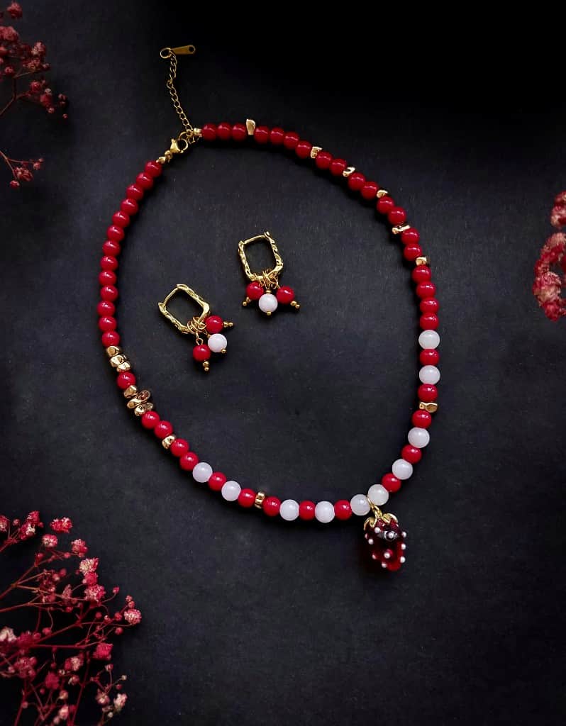 Komplekts zemeņu kaklarota + auskari 2in1