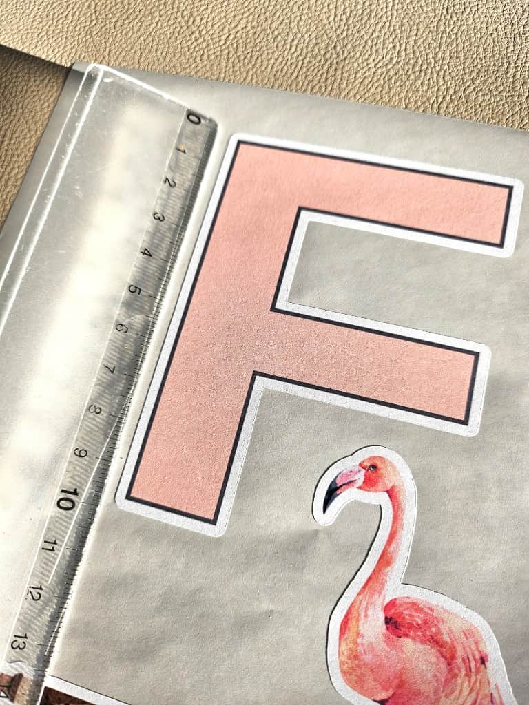 Līmpapīra uzlīmes "Alfabēts"