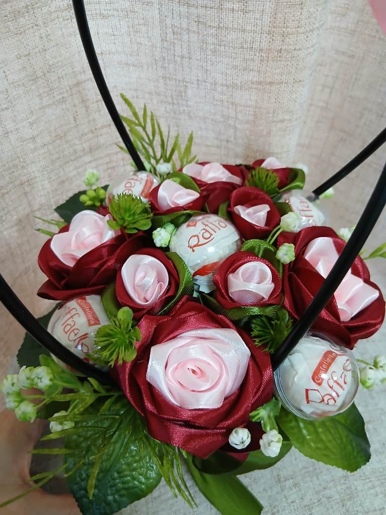 Ziedu, konfekšu kompozīcija