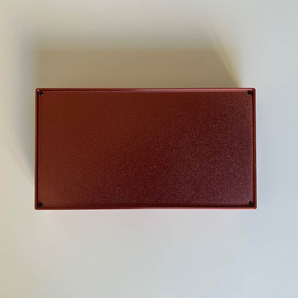 Mikelandželo darba “Ādama radīšana” fragmets - “Rokas” lampa