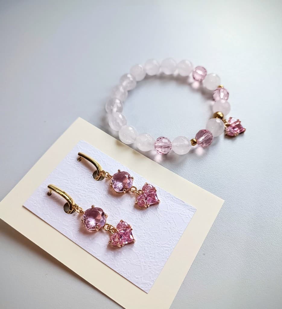 Komplekts auskari un aproce Sirsniņa uc