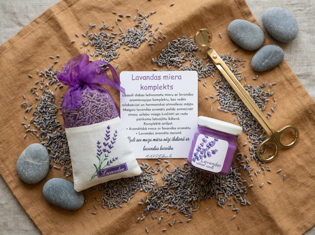Sveces un mājas aromāti