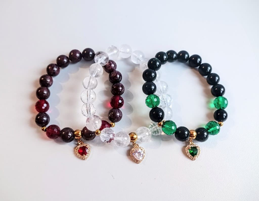 Komplekts auskari un aproce Sirsniņa uc